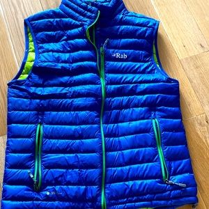 Men’s Rab Medium Microlight Down Vest in royal blue with neon green interior!